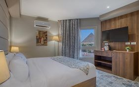 Nozol Pyramids Hotel And Spa
