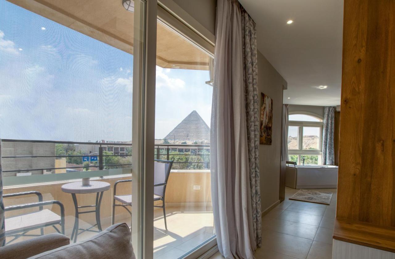 Nozol Pyramids Hotel And Spa Kafrat al Jabal Exterior photo