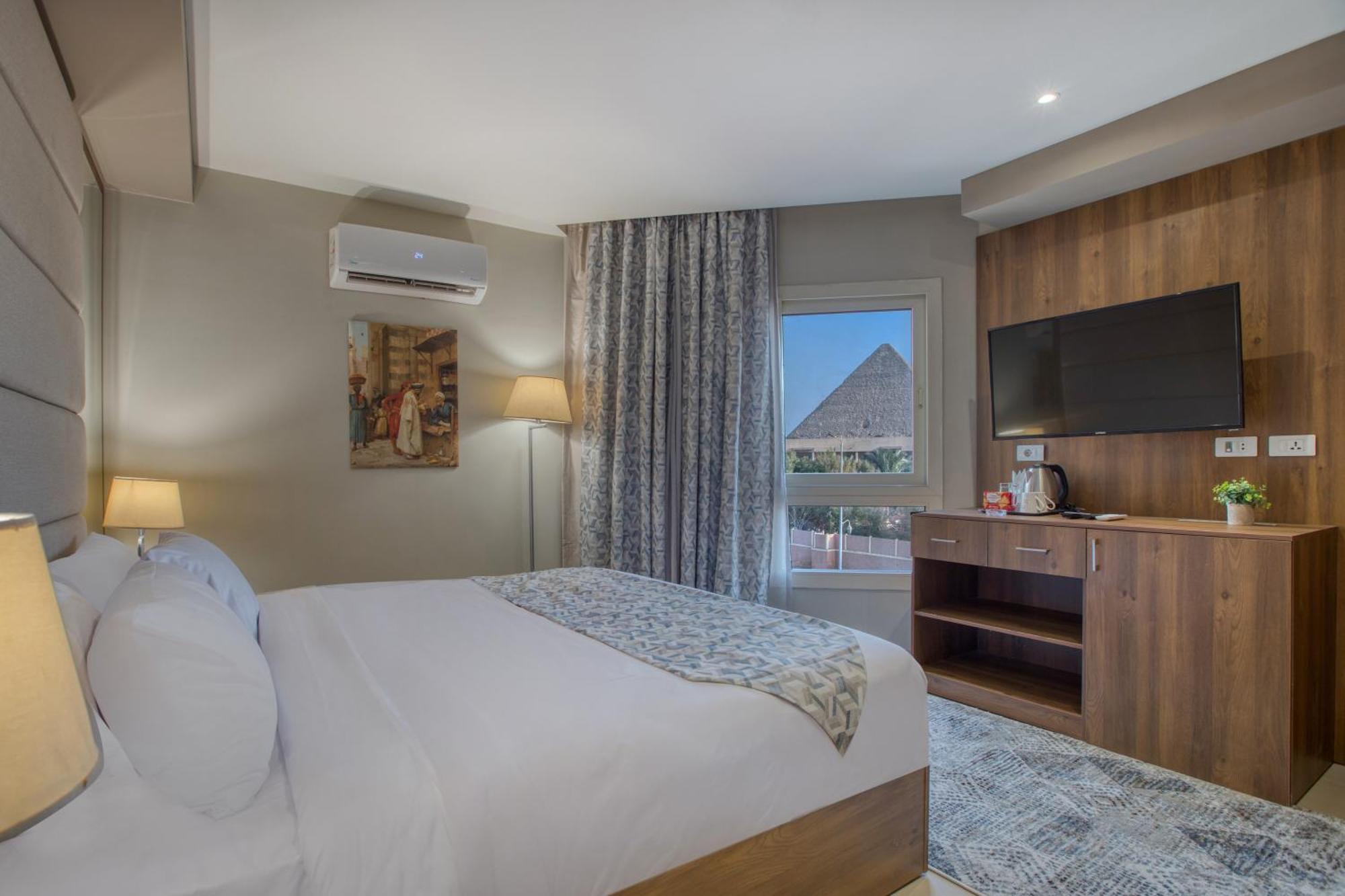 Nozol Pyramids Hotel And Spa Kafrat al Jabal Exterior photo